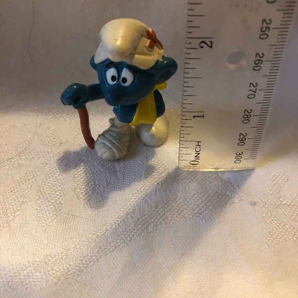 The Smurfs - Peyo Bully Germany - 20097  Vintage Wounded Smurf Rare - Picture 4 of 10